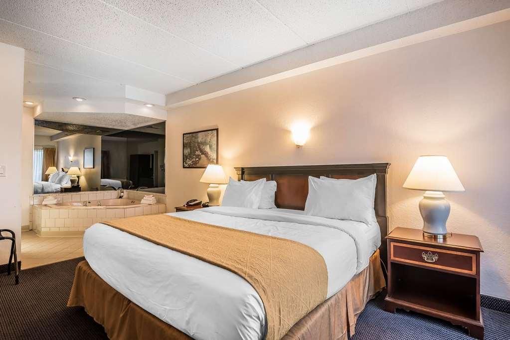Quality Inn & Suites Albany Airport Latham Rom bilde